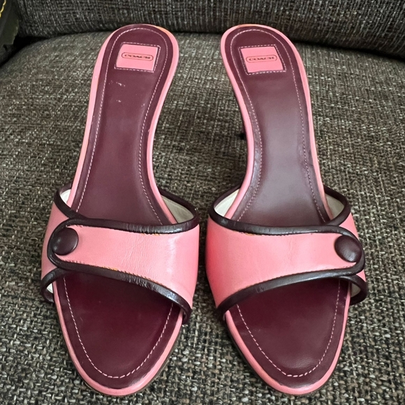 Women's Retro Vintage Pink Coach Heels, Size 8.5 - Picture 1 of 8